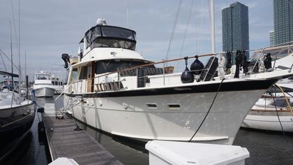 53' Hatteras 1982 Yacht For Sale